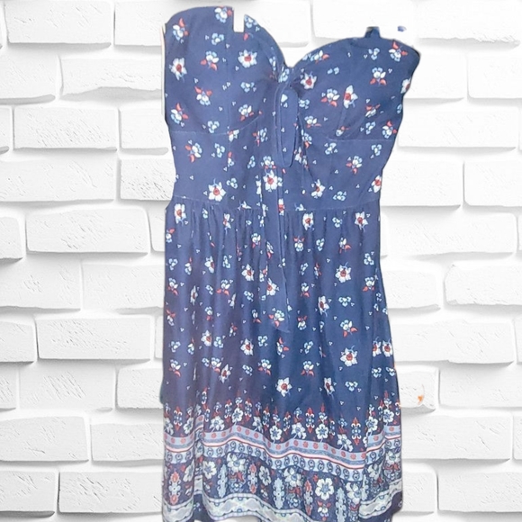 No Boundaries Strapless Floral Dress - Blue and White - Picture 1 of 3